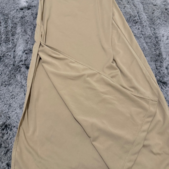 Strappy Dress - Picture 4 of 7